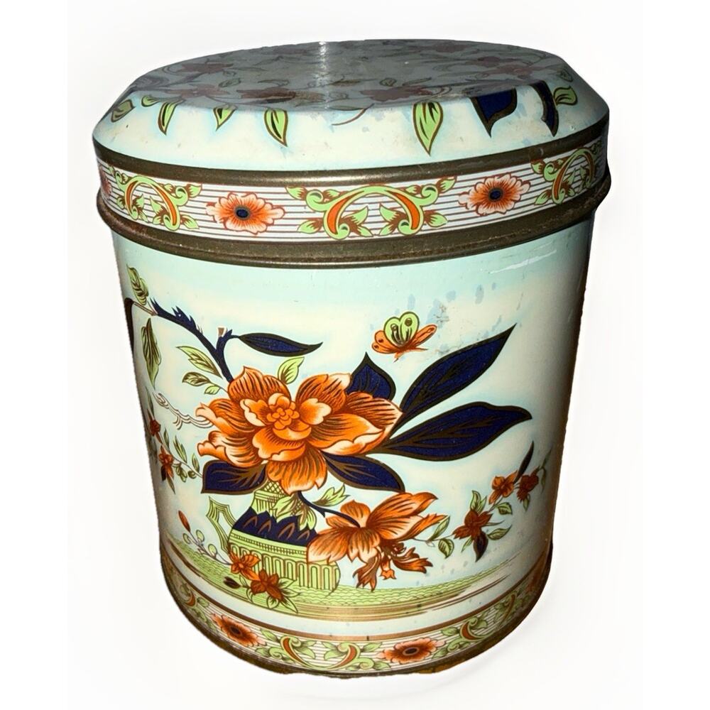 Vintage DAHER Designed Collectible Tin Long Island, NY Made In England Floral
